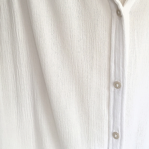 Women's white Abercrombie and Fitch blouse XS - Picture 3 of 12